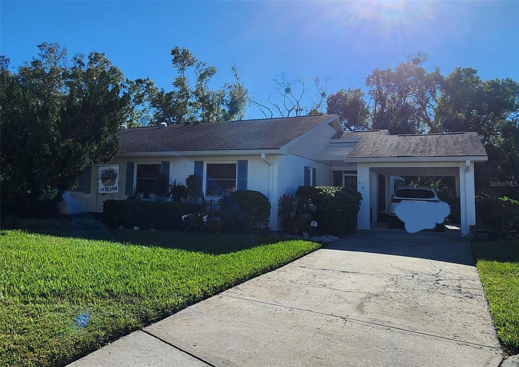 511 FINSBURY CIRCLE B, Sun City Center, FL 33573