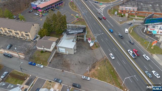 8 E Us-46 1, Lodi, NJ 07644