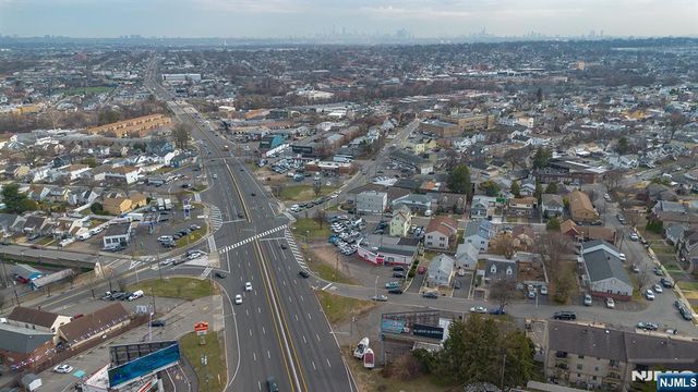 8 E Us-46 1, Lodi, NJ 07644