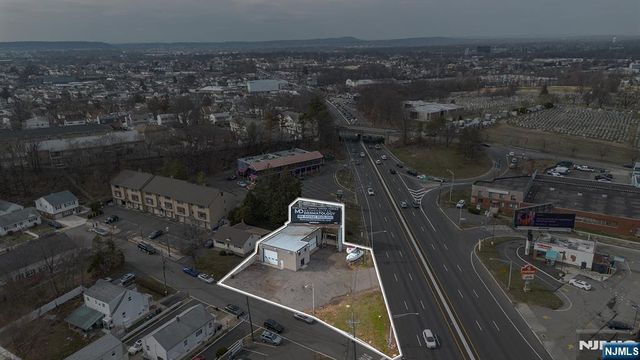 8 E Us-46 1, Lodi, NJ 07644