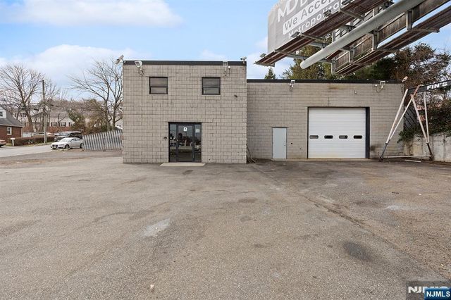 8 E Us-46 1, Lodi, NJ 07644