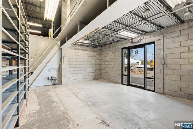 8 E Us-46 1, Lodi, NJ 07644