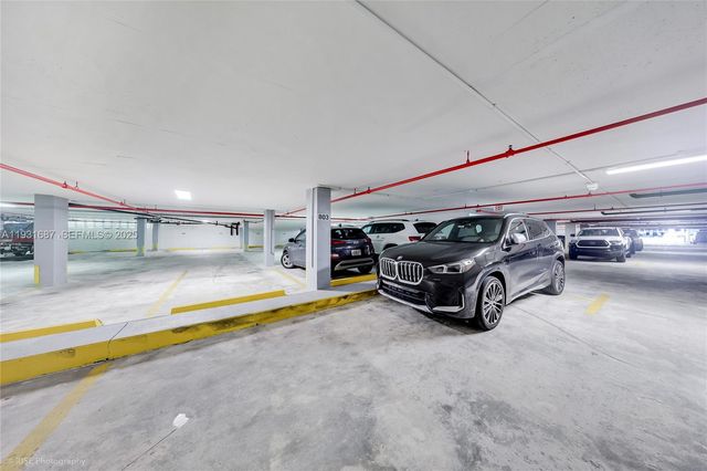 4301 Collins Ave 803, Miami Beach, FL 33140