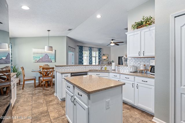 1353 CAMP RIDGE Lane, Middleburg, FL 32068