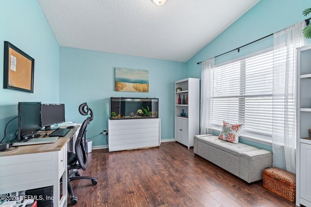 1353 CAMP RIDGE Lane, Middleburg, FL 32068