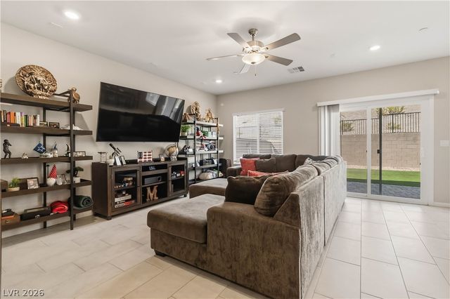 4285 Sago Lily Street, Las Vegas, NV 89129