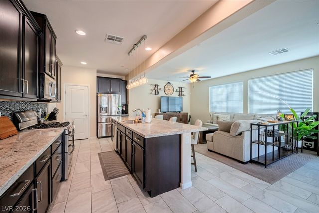 3045 Quiet Creek Avenue, Henderson, NV 89044