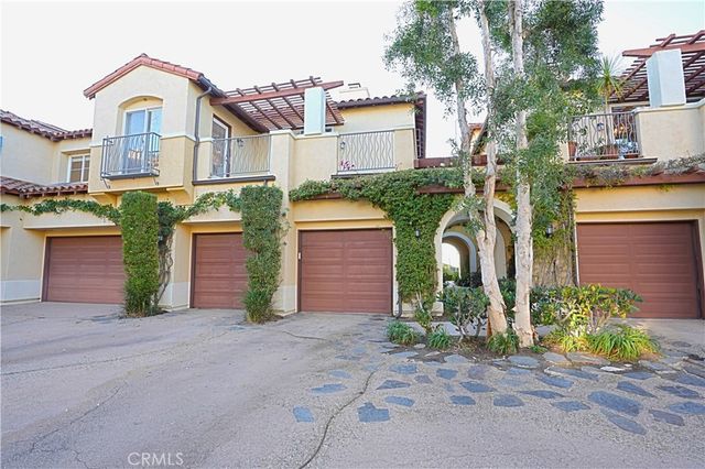 16 Savona Court, Newport Coast, CA 92657