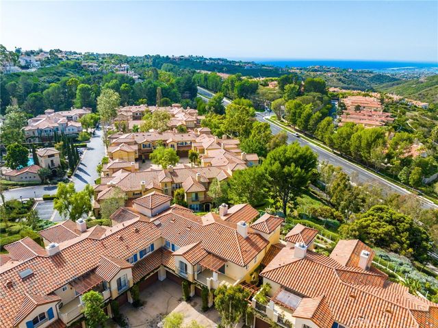 16 Savona Court, Newport Coast, CA 92657