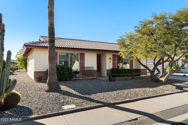 821 LEISURE WORLD --, Mesa, AZ 85206