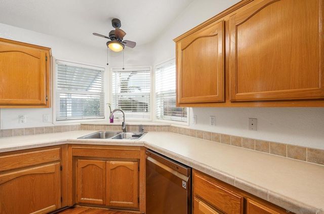 220 N El Camino Real 33, Oceanside, CA 92058