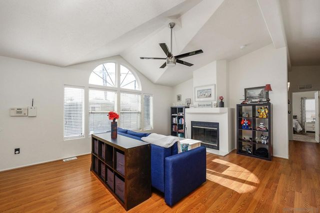 220 N El Camino Real 33, Oceanside, CA 92058