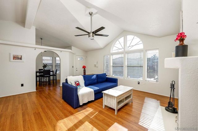 220 N El Camino Real 33, Oceanside, CA 92058