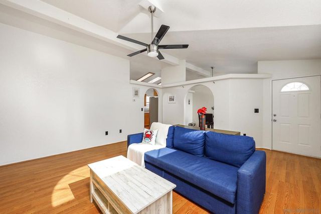 220 N El Camino Real 33, Oceanside, CA 92058