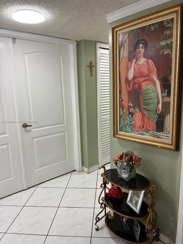 2403 W 76th Street 102, Hialeah, FL 33016