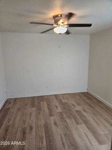 1330 E HIGHLAND Avenue 28A, Phoenix, AZ 85014