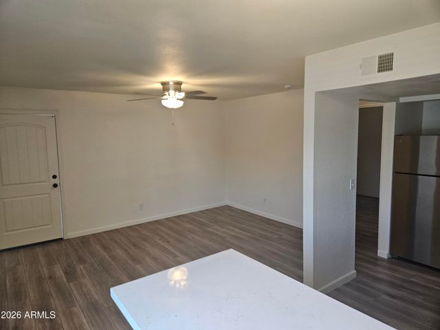 1330 E HIGHLAND Avenue 28A, Phoenix, AZ 85014