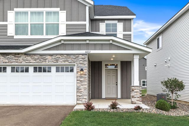 6822 102nd Street S, Cottage Grove, MN 55016