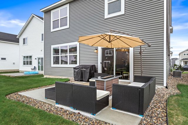 6822 102nd Street S, Cottage Grove, MN 55016