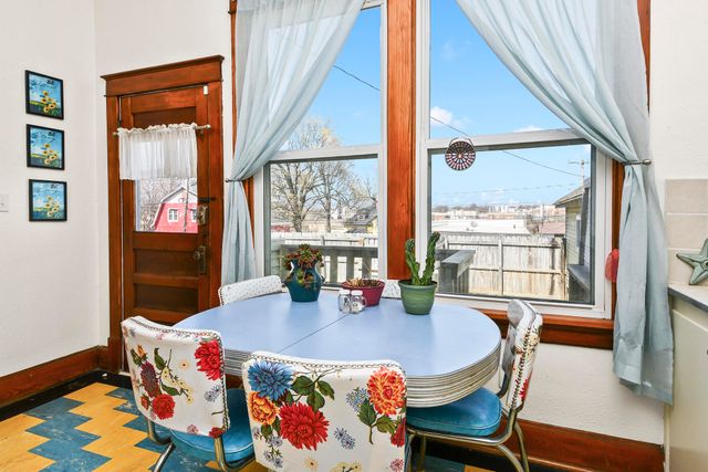 823 W Walnut Street, Springfield, MO 65806