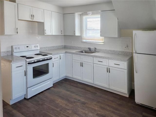 862 CHARLES Street, North Providence, RI 02911