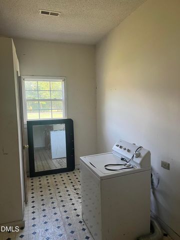 503 S Washington Avenue, Dunn, NC 28334