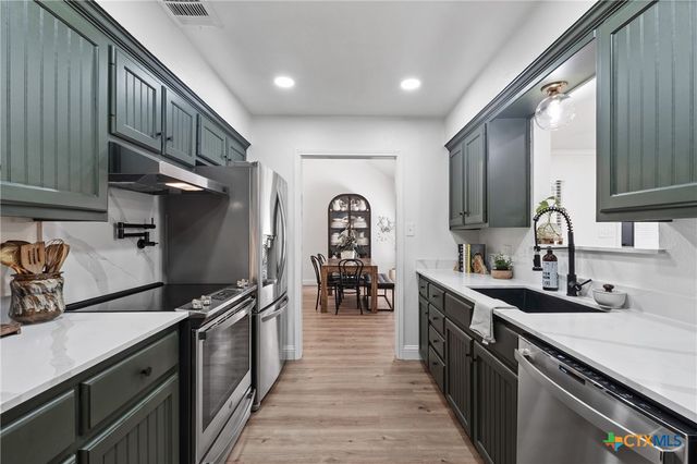 103 County Road 424b, Lorena, TX 76655