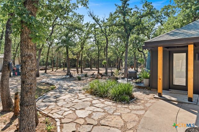 103 County Road 424b, Lorena, TX 76655