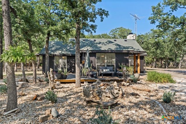 103 County Road 424b, Lorena, TX 76655