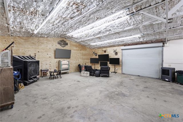 103 County Road 424b, Lorena, TX 76655