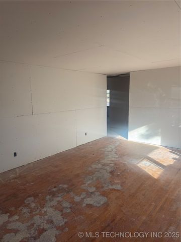 2022 W Archdale Drive, Broken Arrow, OK 74014