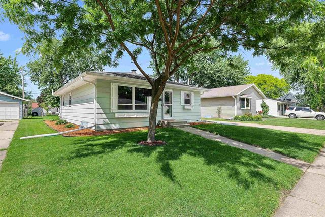 605 E 10TH STREET, Fond Du Lac, WI 54935