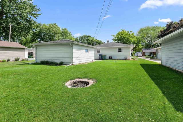 605 E 10TH STREET, Fond Du Lac, WI 54935