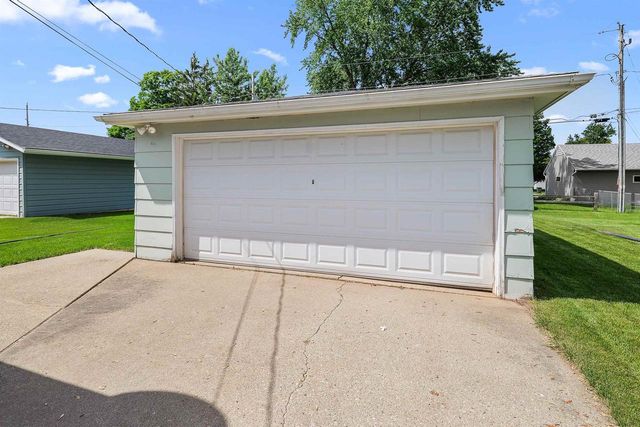 605 E 10TH STREET, Fond Du Lac, WI 54935