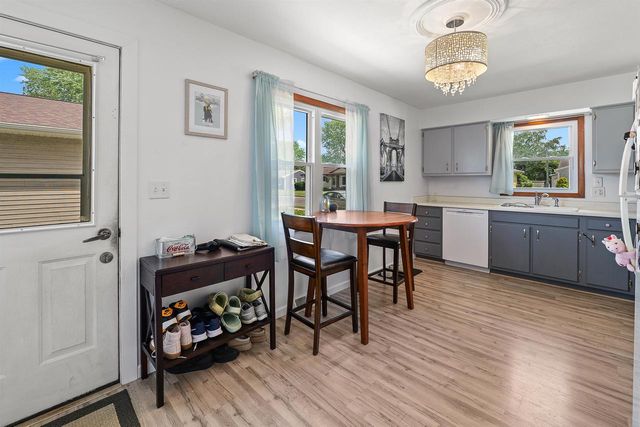 605 E 10TH STREET, Fond Du Lac, WI 54935