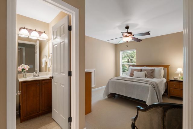 1406 Wayfield Ln, Mount Juliet, TN 37122