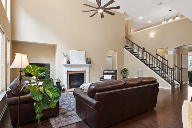 1406 Wayfield Ln, Mount Juliet, TN 37122