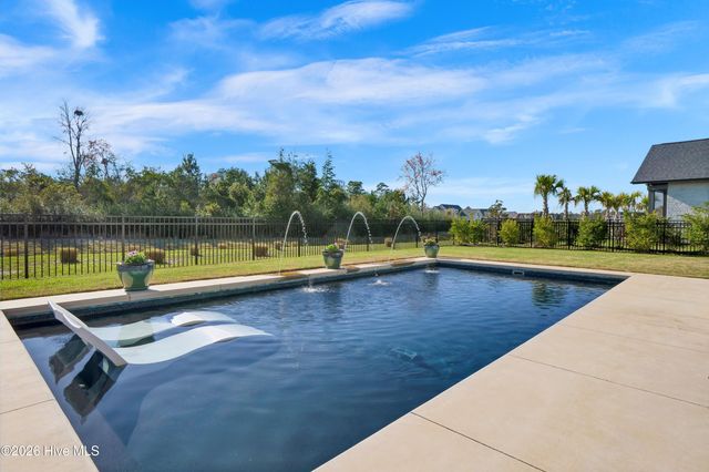 5083 Creswell Drive, Leland, NC 28451