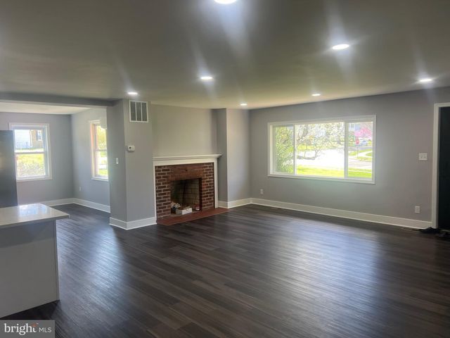 2600 KINGSWAY ROAD, Fort Washington, MD 20744