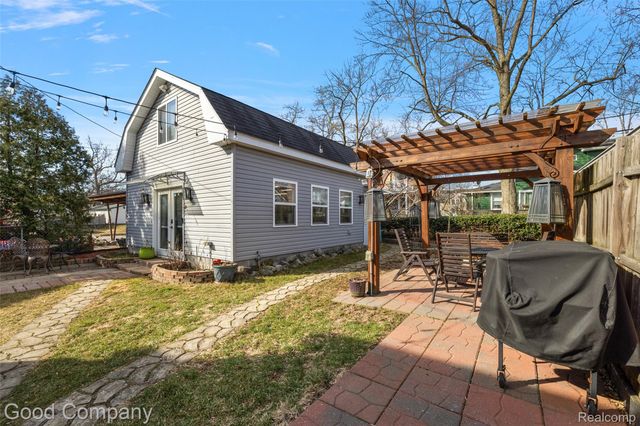 1036 Irving Avenue, Royal Oak, MI 48067