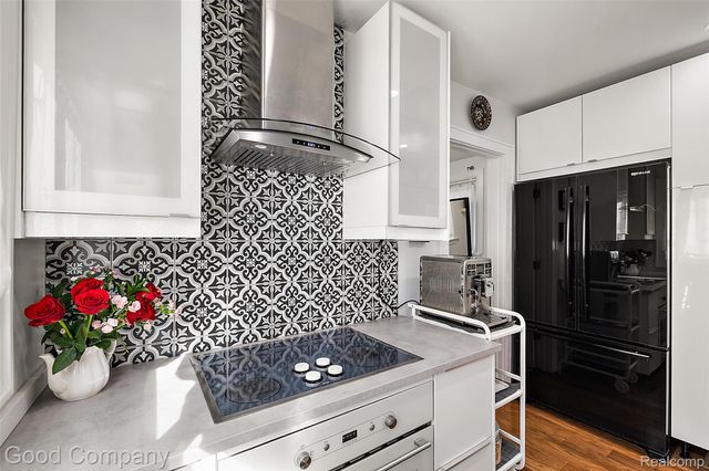 1036 Irving Avenue, Royal Oak, MI 48067