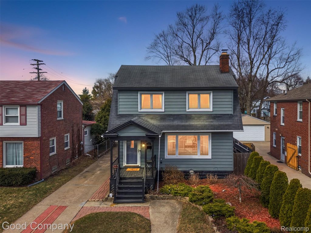 1036 Irving Avenue, Royal Oak, MI 48067