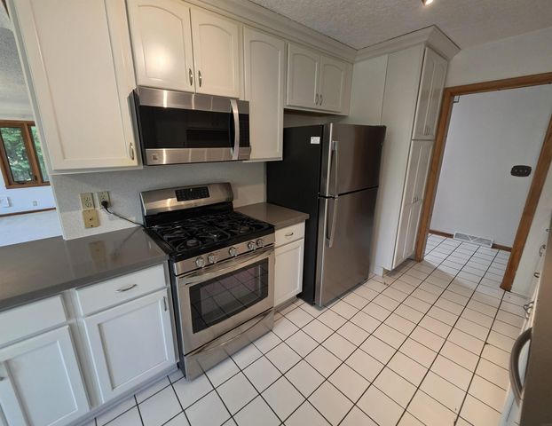 1126 Rachael Street, Waterloo, IA 50701