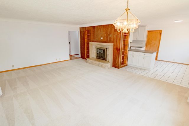 1126 Rachael Street, Waterloo, IA 50701