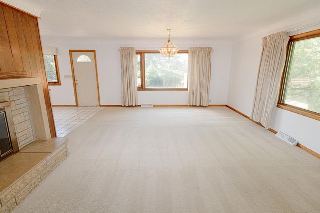 1126 Rachael Street, Waterloo, IA 50701