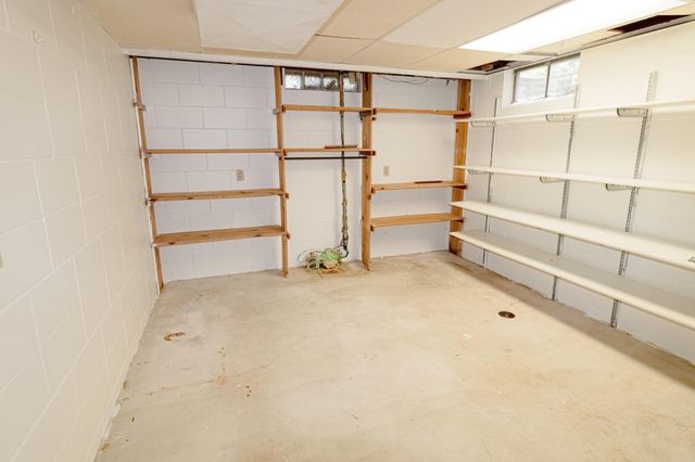 1126 Rachael Street, Waterloo, IA 50701
