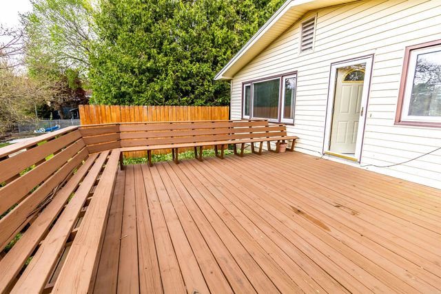 1126 Rachael Street, Waterloo, IA 50701