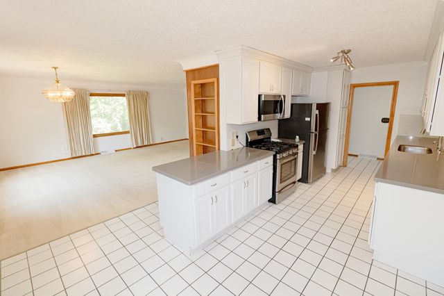 1126 Rachael Street, Waterloo, IA 50701