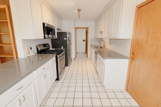 1126 Rachael Street, Waterloo, IA 50701