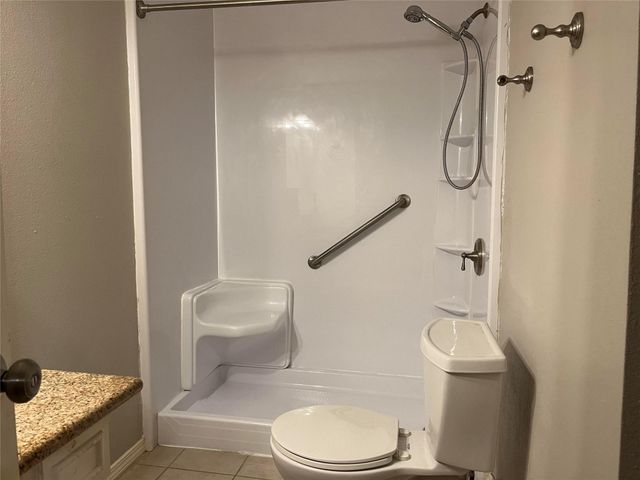 12026 Mighty Oak Dr A, Houston, TX 77066